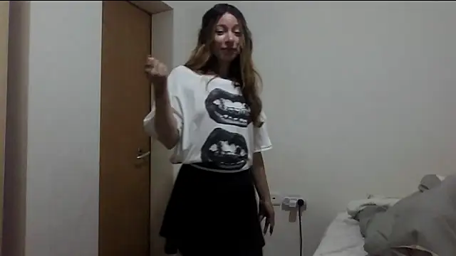 satincalm live cam on StripChat