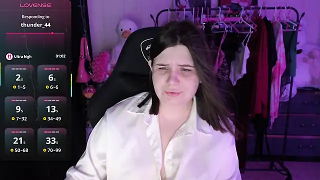 AmyVibess webcam
