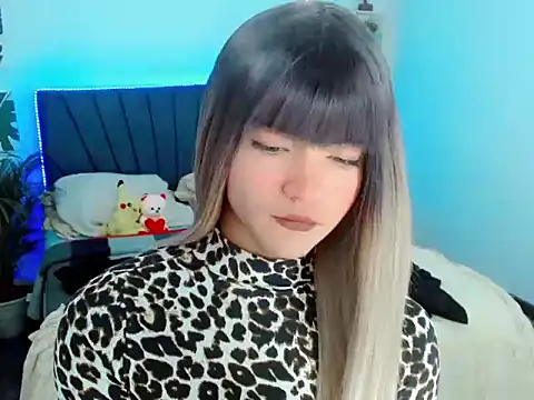 ZoeSchmmit webcam