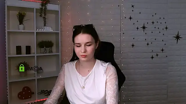 angie_foxy1 webcam