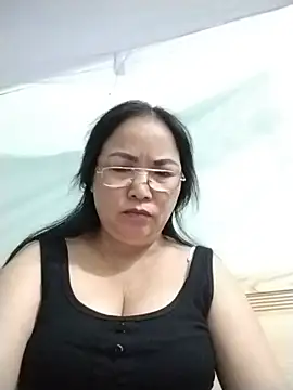 Naaya8109 webcam