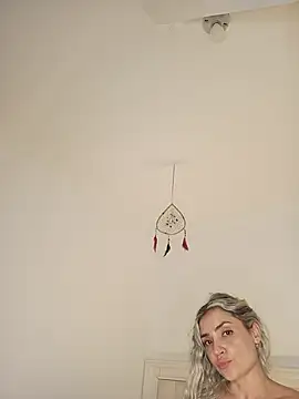 ASHLEY_BLAIR webcam