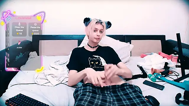 Littlepinkcat webcam