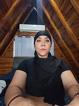 ambarburhan (F young) - 💕 make me  happy  and horny me love