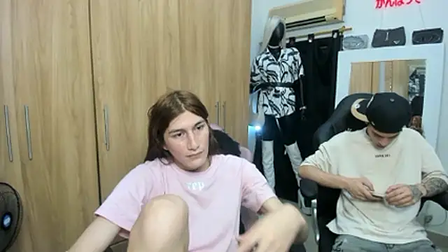 Pride_couple webcam