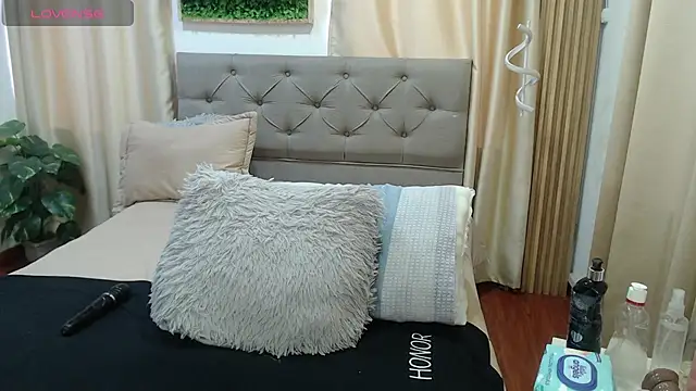 sasi_luna webcam