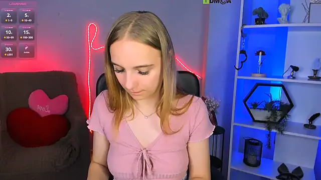 rebecca_smile webcam