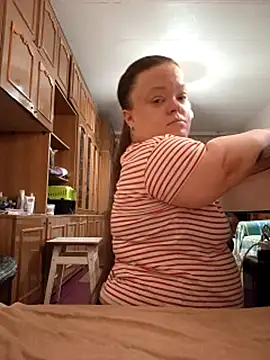 janiffer_mimi (F milf) - make me wet