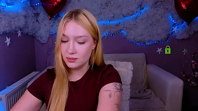 playful_sophie webcam