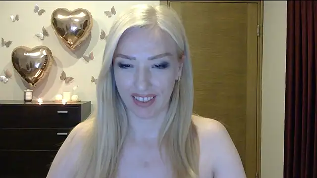Wild_Silk_Desire webcam