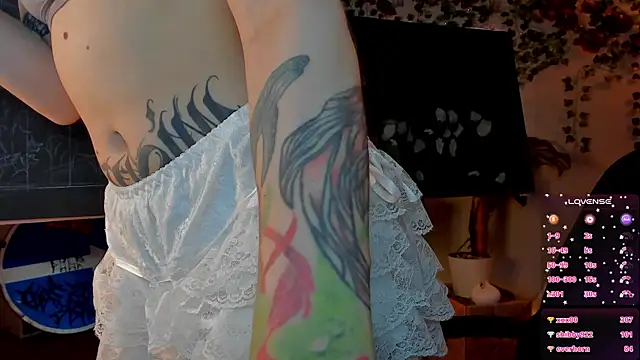 tattoo_art_baby webcam
