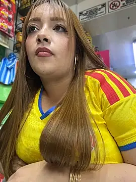 Tatiana_O live cam on StripChat