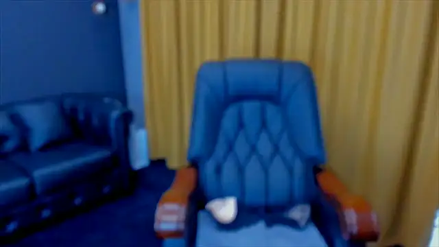 HaleySweet18 webcam