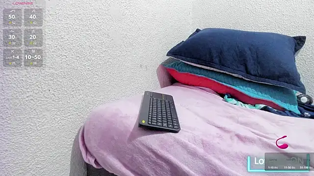 Lola_wish1 webcam