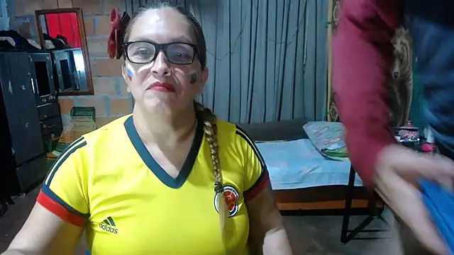 mother_and_son09 (G milf) - gargarta profunda y destruir 10 azotes