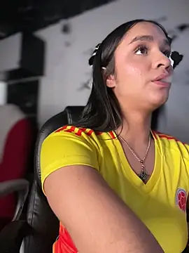 Isabella-Teen webcam