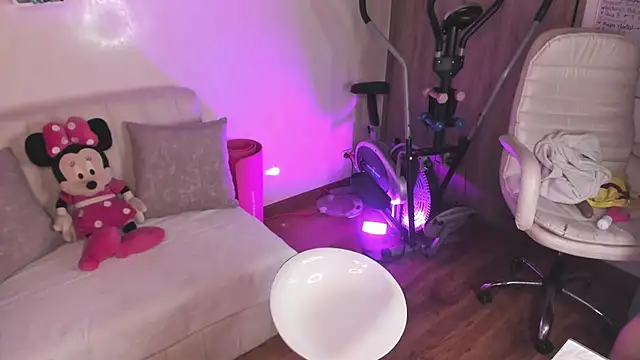 FoxxyAnny webcam