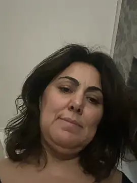 emma_roqueen (F milf) - Faithful slave return to his QUEEN :king