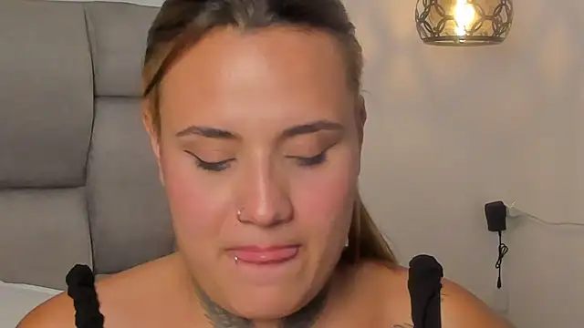 Susan-Sweet-7 webcam