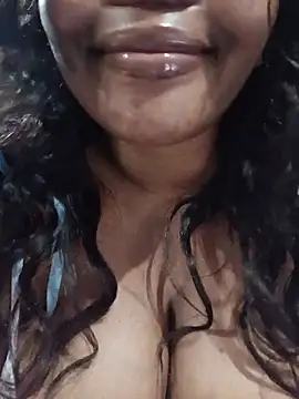 Ms__JOJO webcam