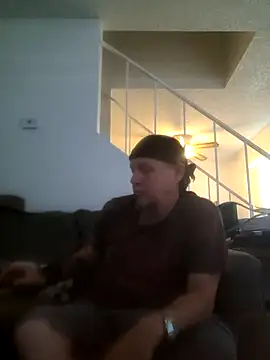 yourMasterisBored webcam