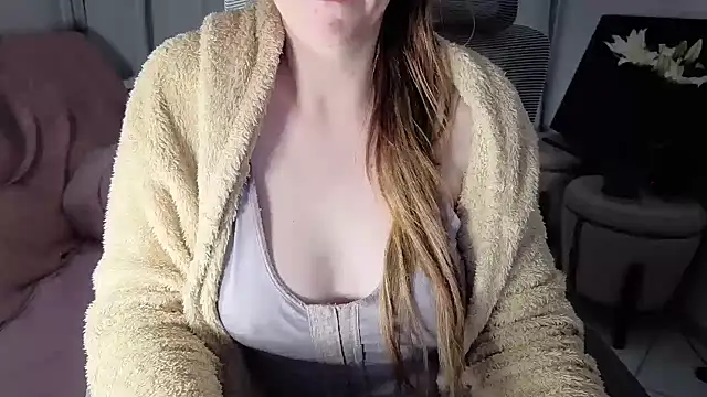 MommyLoveWetOrgasm live cam on StripChat