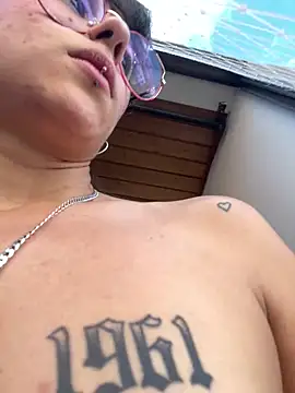 VioletaSubmissive webcam