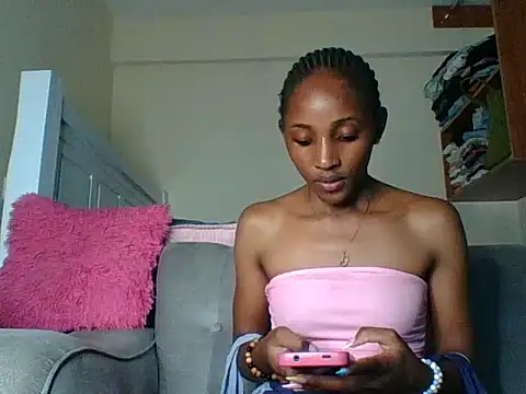 Velvet_peach webcam