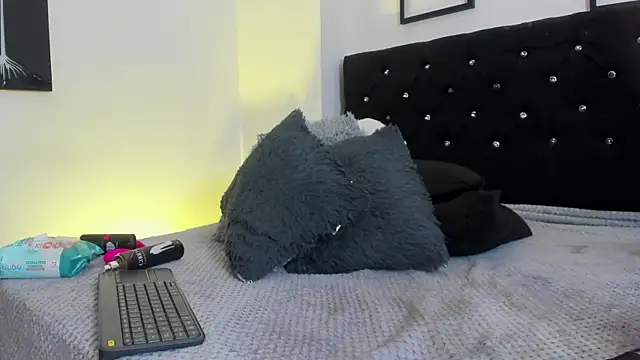 FelinaJohnson webcam