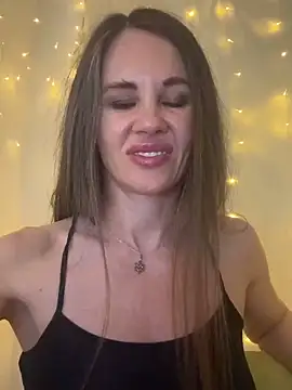 LucieMack webcam