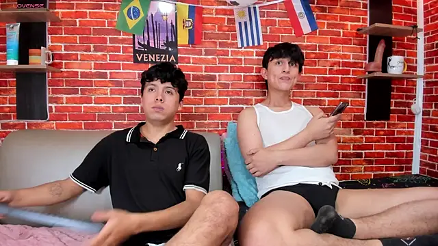 Hoot_boyss_ webcam
