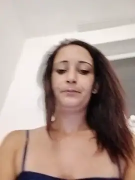 Alina03210 webcam