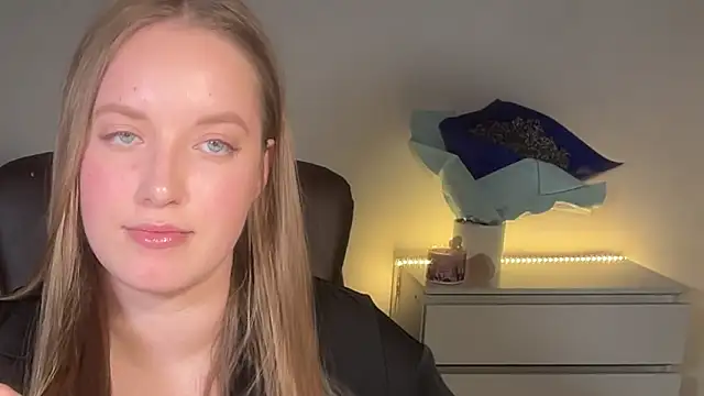 EvaMaddison webcam