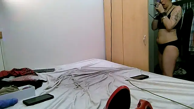 Empress_Lilith live cam on StripChat