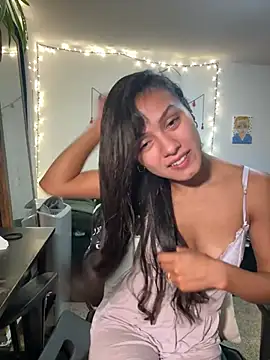 Kittybangerangbang webcam