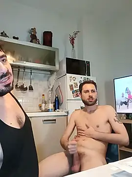 bear_skinny webcam