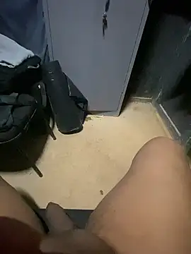 SeuGuarda2001 live cam on StripChat
