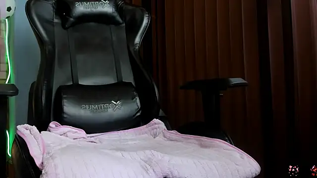 Lia_roselle webcam