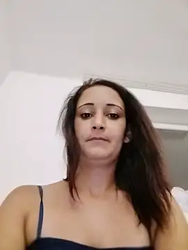 Alina03210 webcam