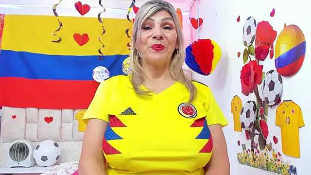 Celeste_Lincon webcam