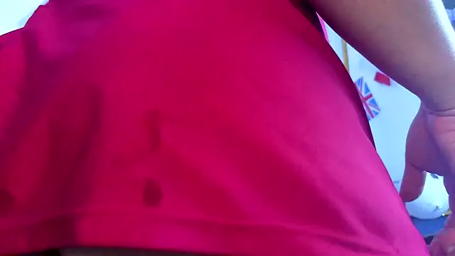 CandyQueenGold webcam