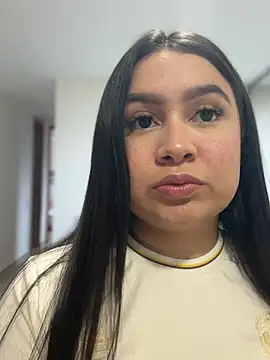 Pretty_Isadora webcam