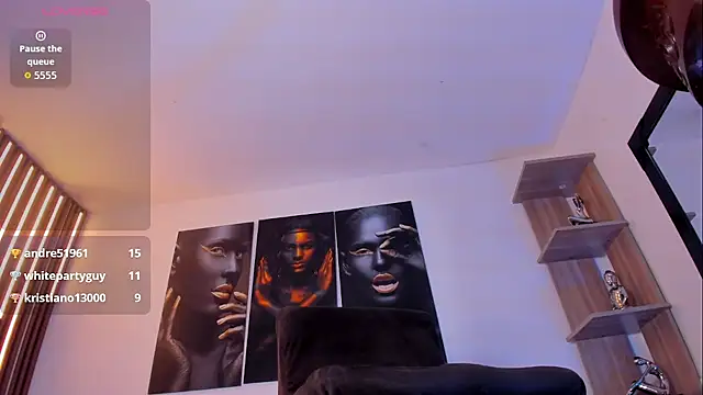 Karla-Ebony webcam