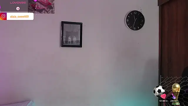 alaia_sweetxxx webcam