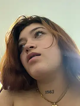 Karina_Leon