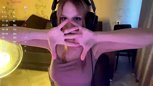 axin_burnell webcam