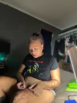 Quinn_damilf webcam