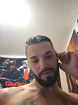 Titiladinguerie13 webcam
