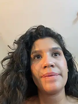 Veronica_M webcam