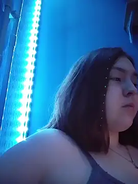 BabyTori webcam